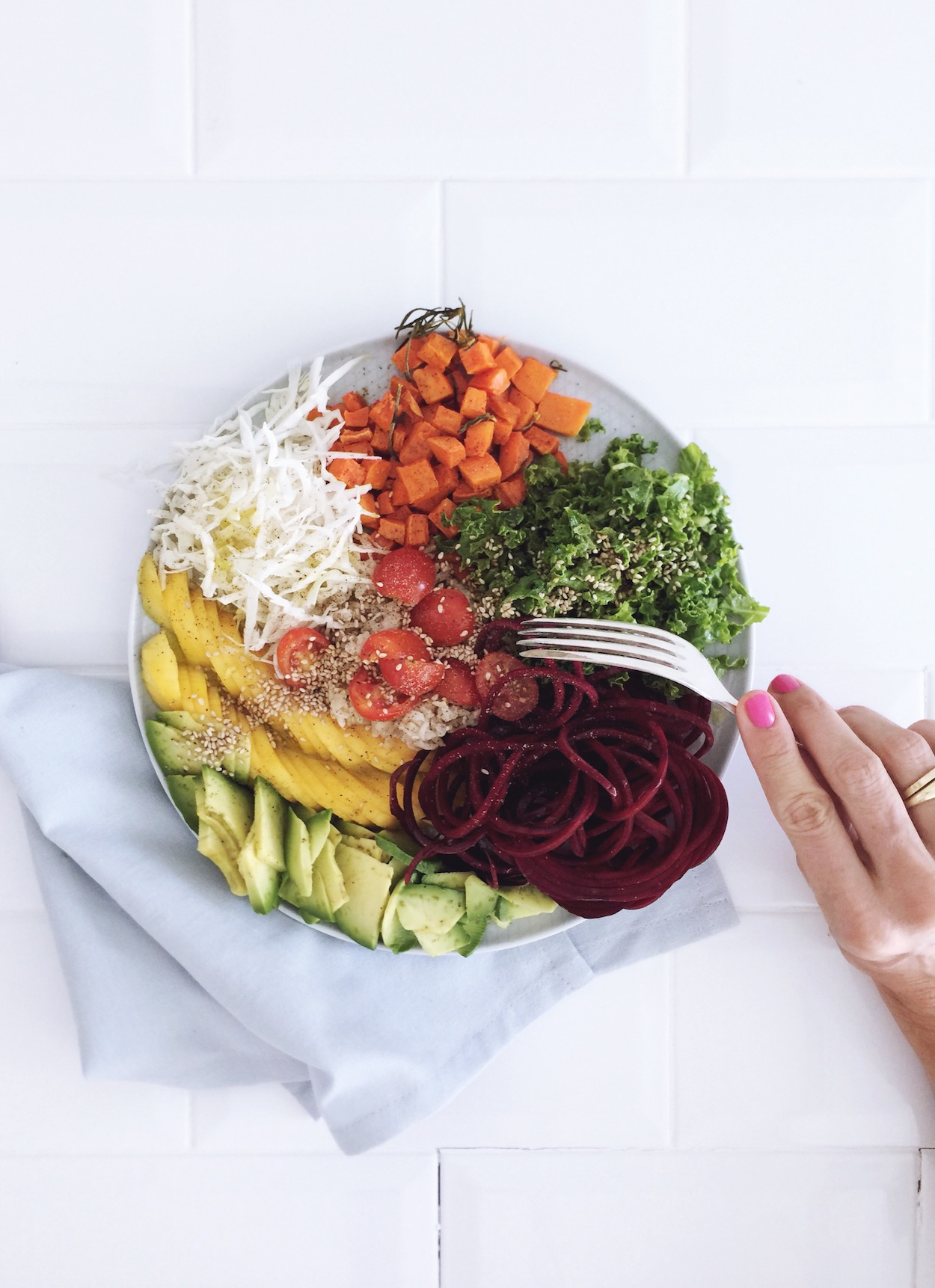 RAINBOW VEGAN SALAD RECIPE