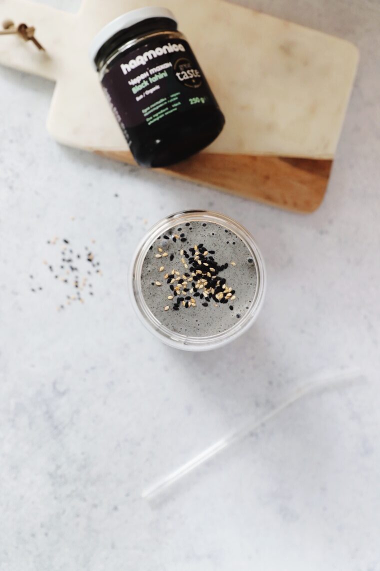 Easy collagen black tahini smoothie