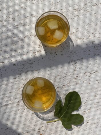 Fig leaf iced tea